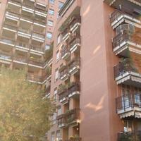 Grande monolocale arredato