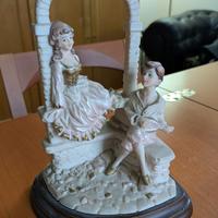 Statuina decorativa in stile Capodimonte