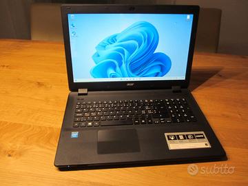 ACER Aspire ES1-711 Windows 10