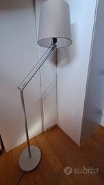 piantana IKEA SAMTID