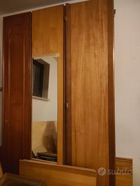 Armadio in legno