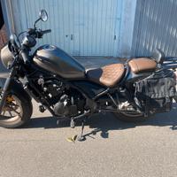Moto Honda CMX 500A2 Rebel