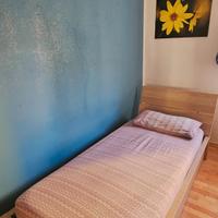 letto singolo con cassettone