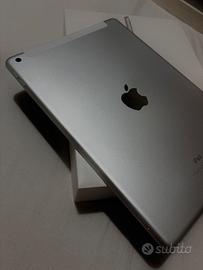 iPad 9ª Generazione 64 GB Wi-Fi + Cellular –