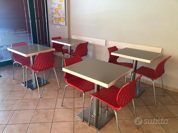 Tavoli e sedie