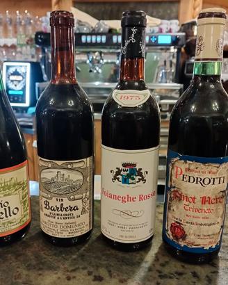 Bottiglie vino vintage anni 70