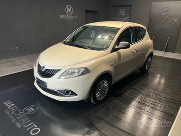 LANCIA Ypsilon 1.2 69 CV 5 porte Silver