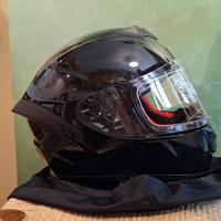 casco moto accessoriato 
