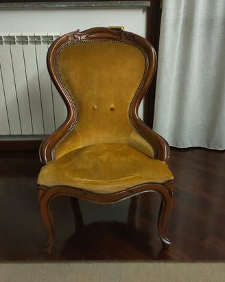 poltrona antiquariato