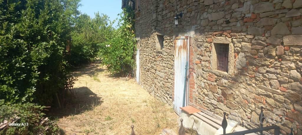 Rustico / Casale di 150 m² con 5 locali a Reggello - Altro