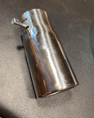 Scarico auto dritto