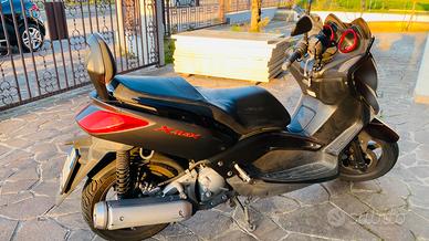 X max 250 sport