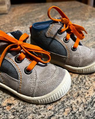 Scarpe bimbo superfit 19