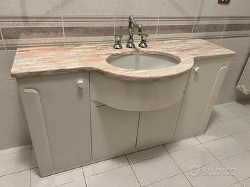 Mobile bagno con piano in marmo rosa