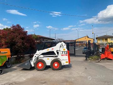 P119 Mini pala Bobcat 773 26 q
