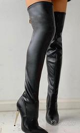 Stivale cuissard nr. 38 NUOVO