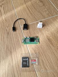 Raspberry con microSD e adattatori