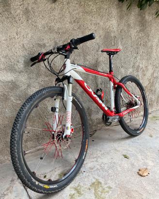 Bici Ovam 26 taglia M full carbon