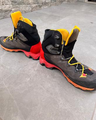 Scarponi La Sportiva Aequilibrium ST GORE-TEX
