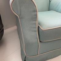 Due divani e due poltrone