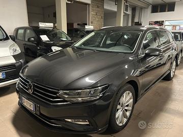Volkswagen Passat Variant 2.0 TDI SCR 122 CV EVO D