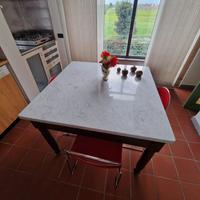 Tavolo pranzo in marmo