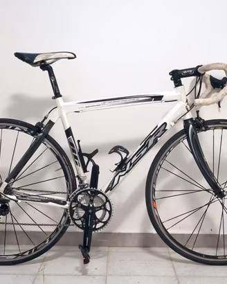 Bicicletta da strada Nuzzi Nsr - Campagnolo - L