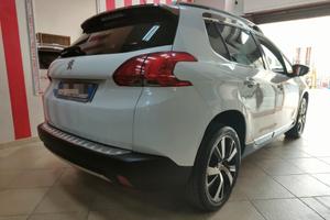 Peugeot 2008 BlueHDi 100 Allure
