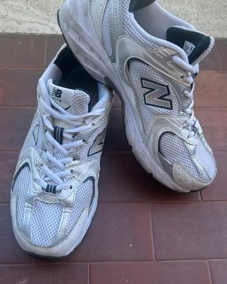 New Balance 530 bianche e grigie
