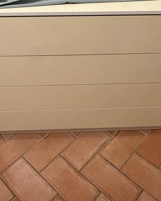 Cassettiera