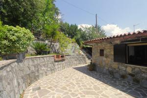 PORZIONE DI QUADRIFAMILIARE A ROCCAGLORIOSA