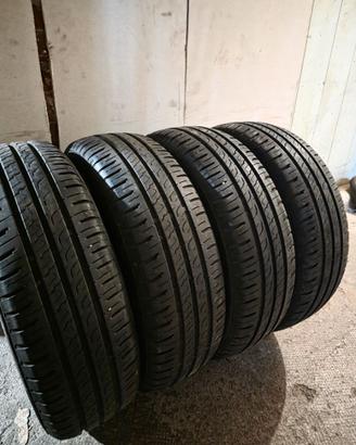 4 gomme 185/65/15 estive