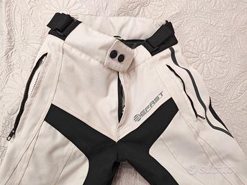 Pantaloni da moto