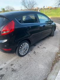 Ford Fiesta 1.4 tdci 68 cv 5 porte Titanium diesel