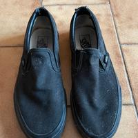 Vans nere