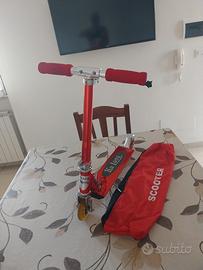 Monopattino per bambino.
