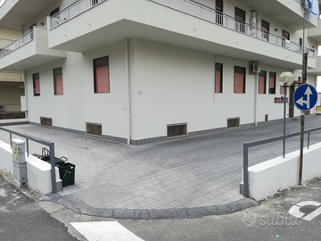 Appartamento trivano+servizi