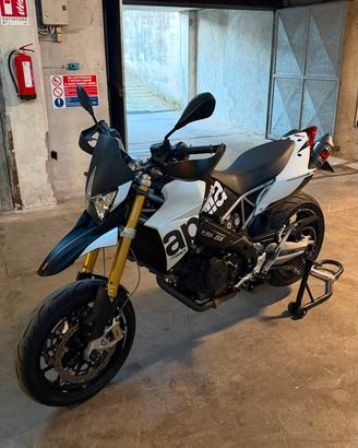 Aprilia Dorsoduro 750 