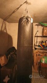 sacco da kick boxe e guantoni 10 oz
