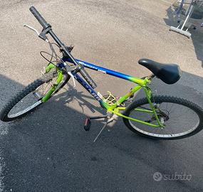 Bici Mountain bike ranger con cambio 7 marce