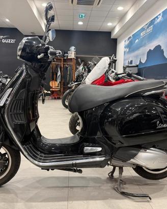 Vespa GTS 300 Super