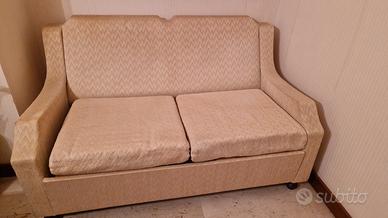 Divano due posti d'arredo (divano lettol