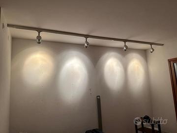 Blocco binario soffitto 4 faretti LED bianco caldo