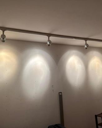 Blocco binario soffitto 4 faretti LED bianco caldo