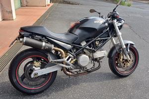 Monster 620 dark i.e 2004