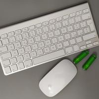 Apple Magic Keyboard e Magic Mouse