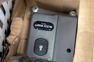 Lucchetto blockshaft serrande