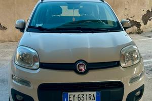 Fiat Panda 3* serie - 0,9 natural power lounge