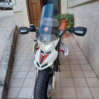 PEG-PEREGO- modello: DUCATI HYPERCROSS