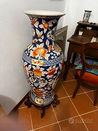 Vaso cinese fatto e dipinto a mano
